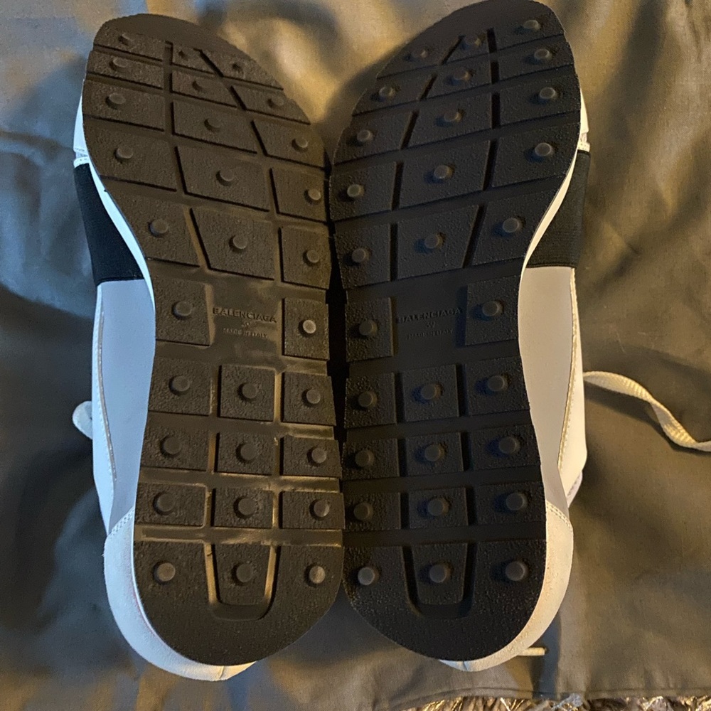 New Balenciaga Race Runner Sneaker - Picture 5 of 10